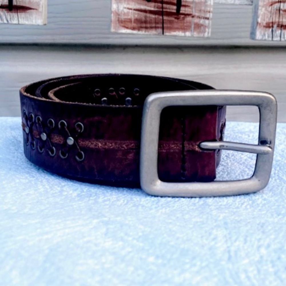 Fossil Solid Brass Buckle Leather Embellished Belt - image 2